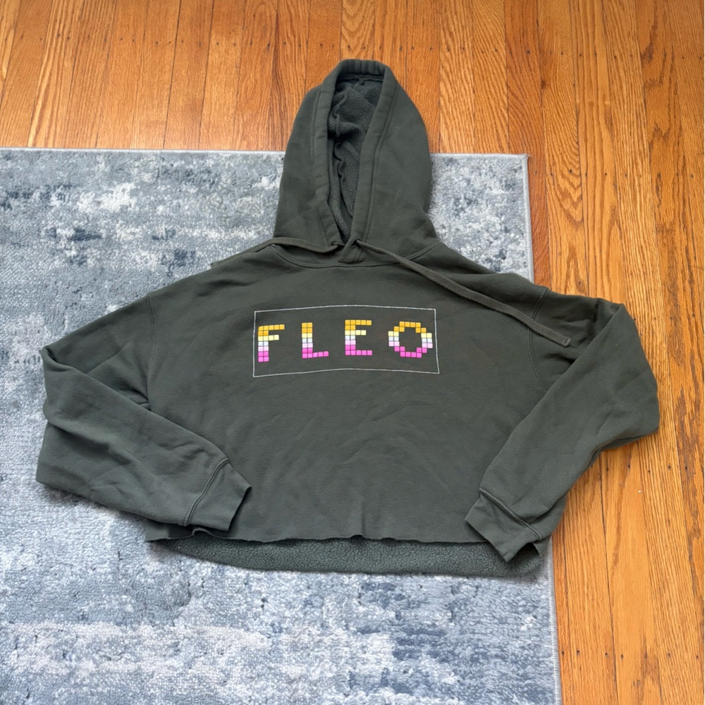 Fleo Tetris Block Olive Green Cropped Hoodie Women’s Small